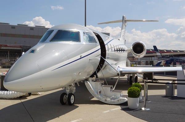 The Role of Avionics: How electronic systems enhance aircraft performance and safety