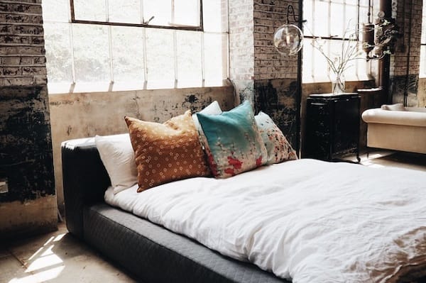 Give your London home an industrial smooch, darling!