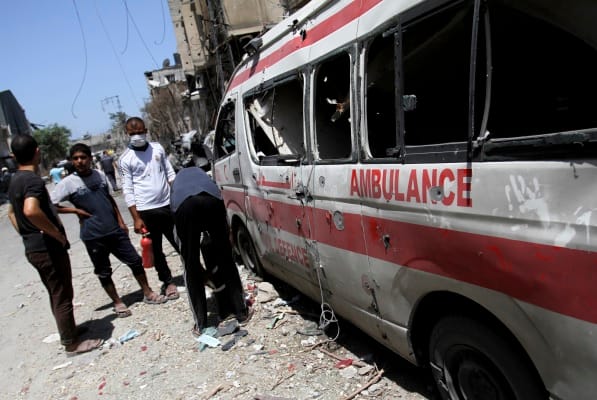Israeli strikes hit ‘a convoy of ambulances transporting wounded’ and the French Institute in Gaza Israeli strikes hit ‘a convoy of ambulances transporting wounded’ and the French Institute in Gaza