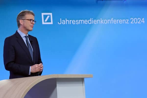 Deutsche Bank to cut 3,500 jobs to cut €2.5 billion to help improve profits