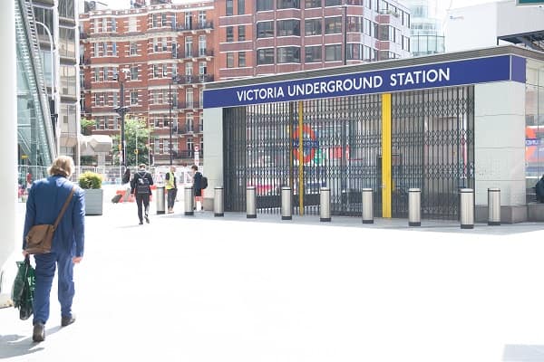 Thousands of London Underground station staff set to strike Thousands of London Underground station staff set to strike
